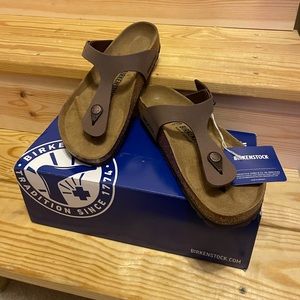 New in box size 38 Gizeh Birkenstocks,